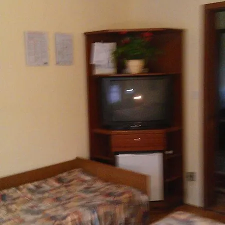 Guest Sinjor Hiša za goste 3*